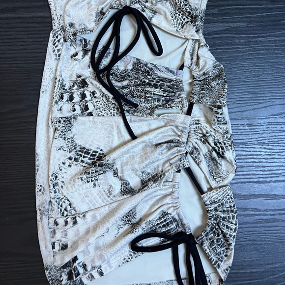 Snake print dress - Picture 2 of 4